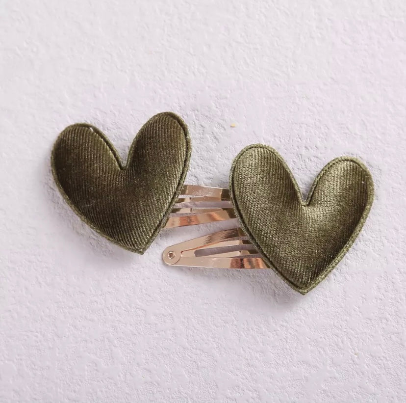 Velvet heart clip (2pk) - Moss