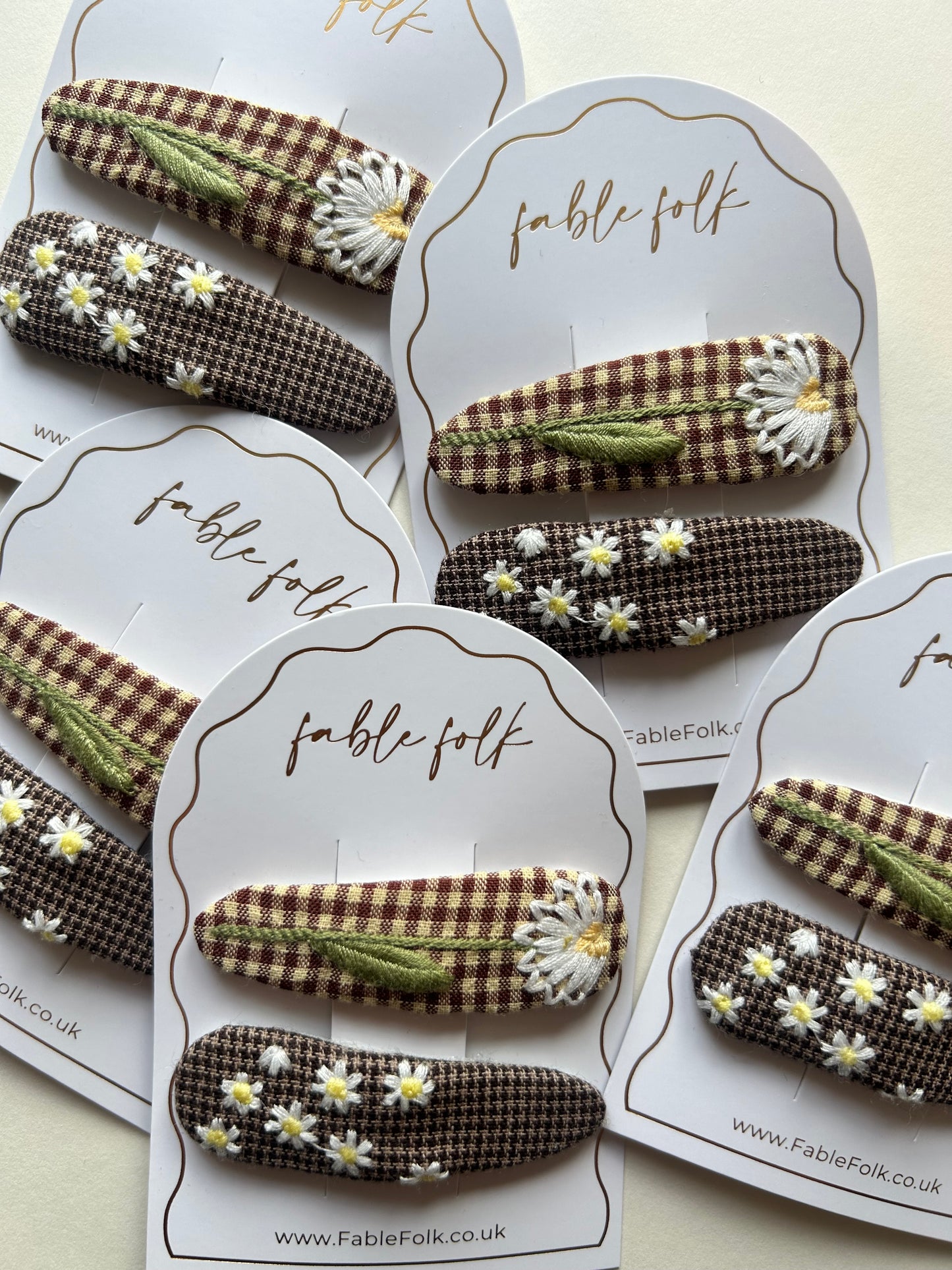 Embroidered Daisy Clips (2pk)