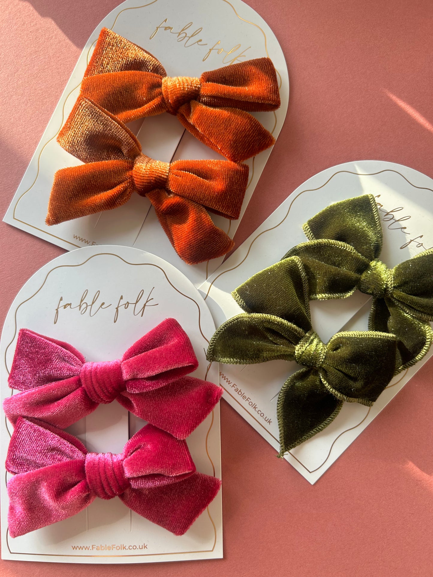 School girl velvet bow clip (2pk) - Magenta