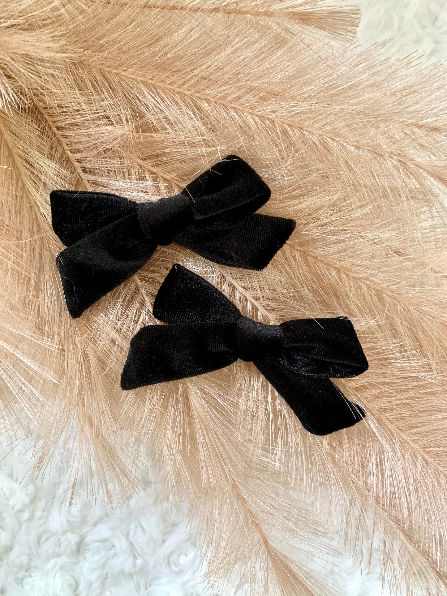 School girl velvet bow clip (2pk) - midnight
