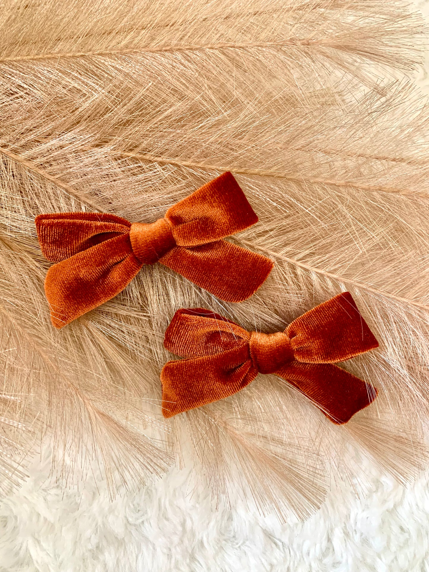 School girl velvet bow clip (2pk) - Copper